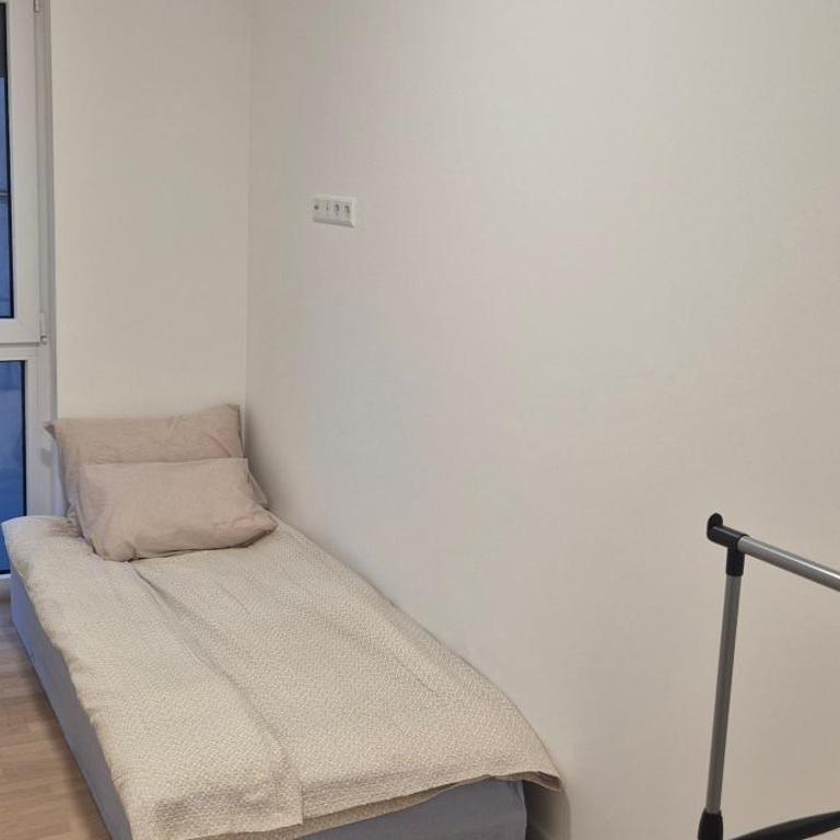 Sarajevo City Apartment - Three-Bedroom Apartment with View - 10