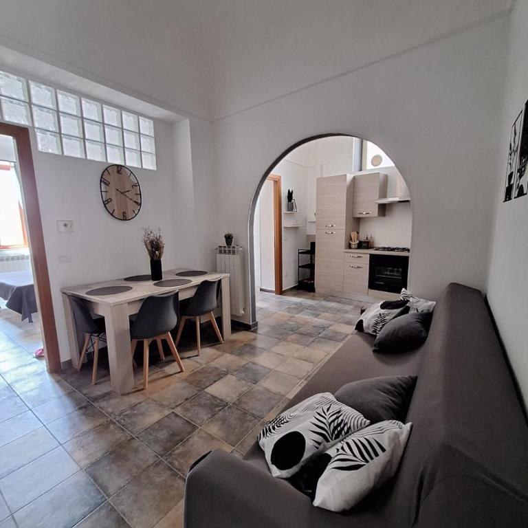 Casa Conti Trivelli - Appartamento con 1 Camera da Letto - 1