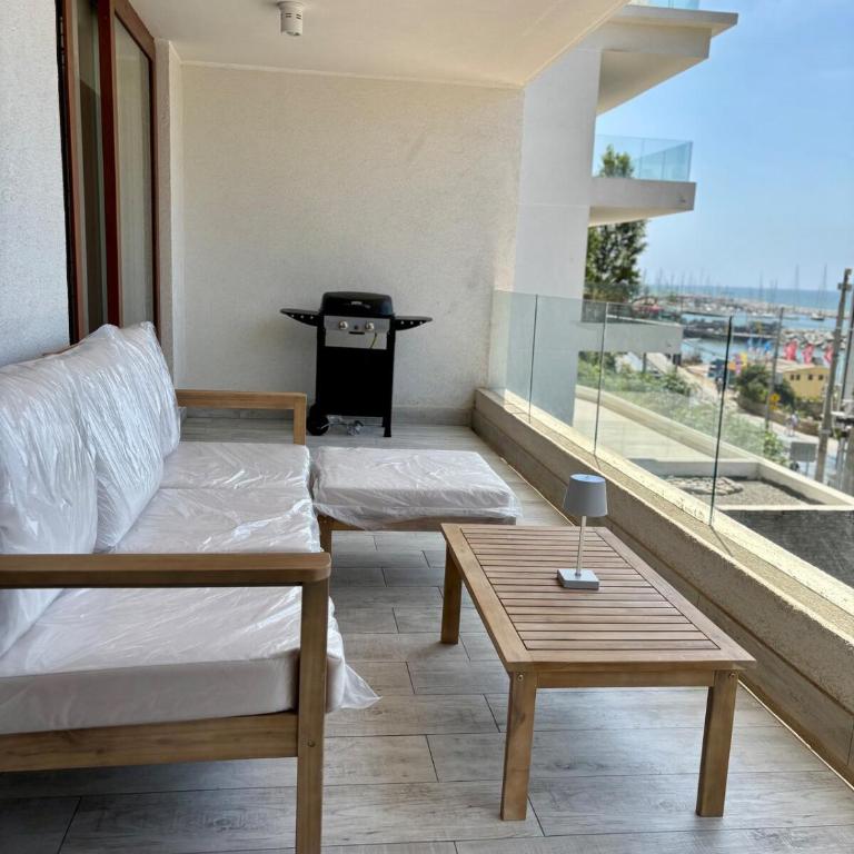 Departamento nuevo, amoblado, gran vista al mar, a pasos de la playa - Two-Bedroom Apartment - 19