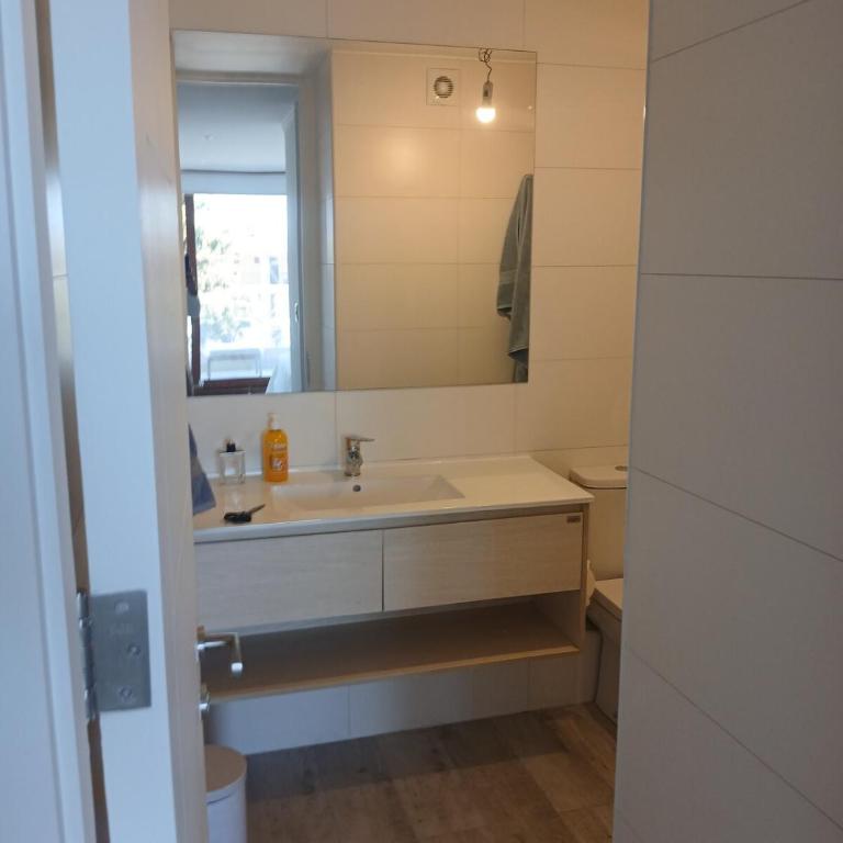 Departamento nuevo, amoblado, gran vista al mar, a pasos de la playa - Two-Bedroom Apartment - 25