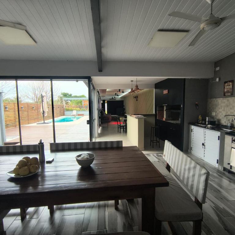 Cabaña La Luisa DOS pileta quincho salon - Three-Bedroom House - 10