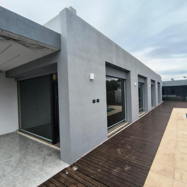 Cabaña La Luisa DOS pileta quincho salon - Three-Bedroom House - 13