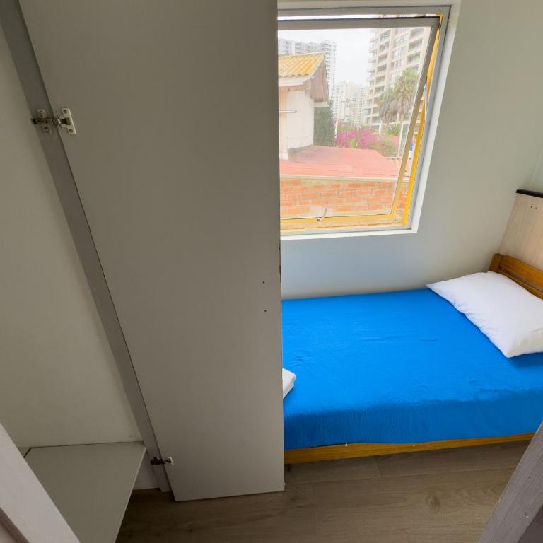 The Cool Hostel - Habitación Familiar con vista lateral al mar - 9