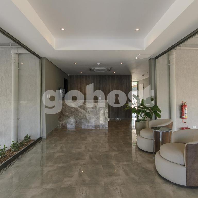Brand new 1 BR apt minutes from the Airport - Apartment - 20