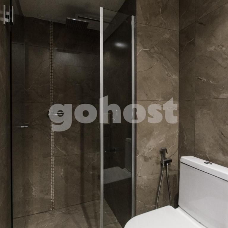 Brand new 1 BR apt minutes from the Airport - Apartment - 18