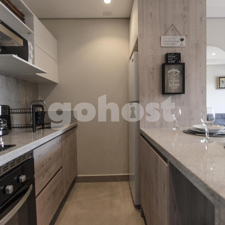 Brand new 1 BR apt minutes from the Airport - Apartment - 14