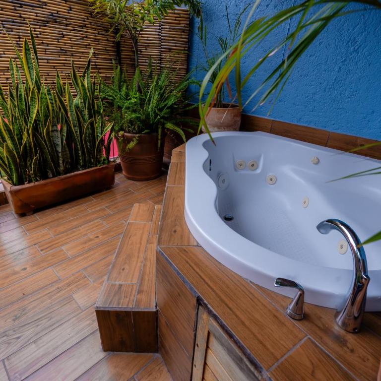 Hotel Casa de Arte Oaxaca - Habitación Doble con bañera de hidromasaje - 8