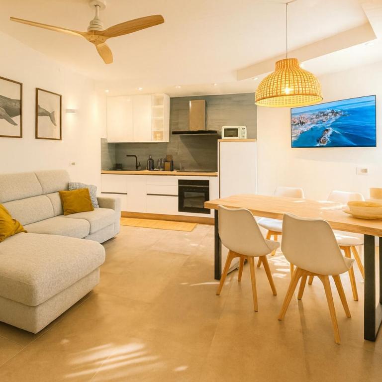 MobyDick, central, Walk to the Beach, Private Parking - Appartamento con 1 Camera da Letto - 2