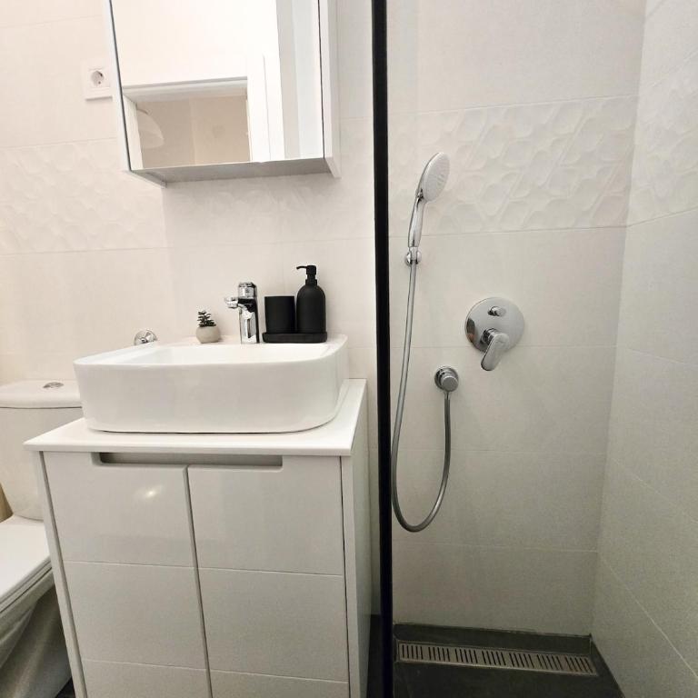 High White apartments 2 NEW - One-Bedroom Apartment - 31