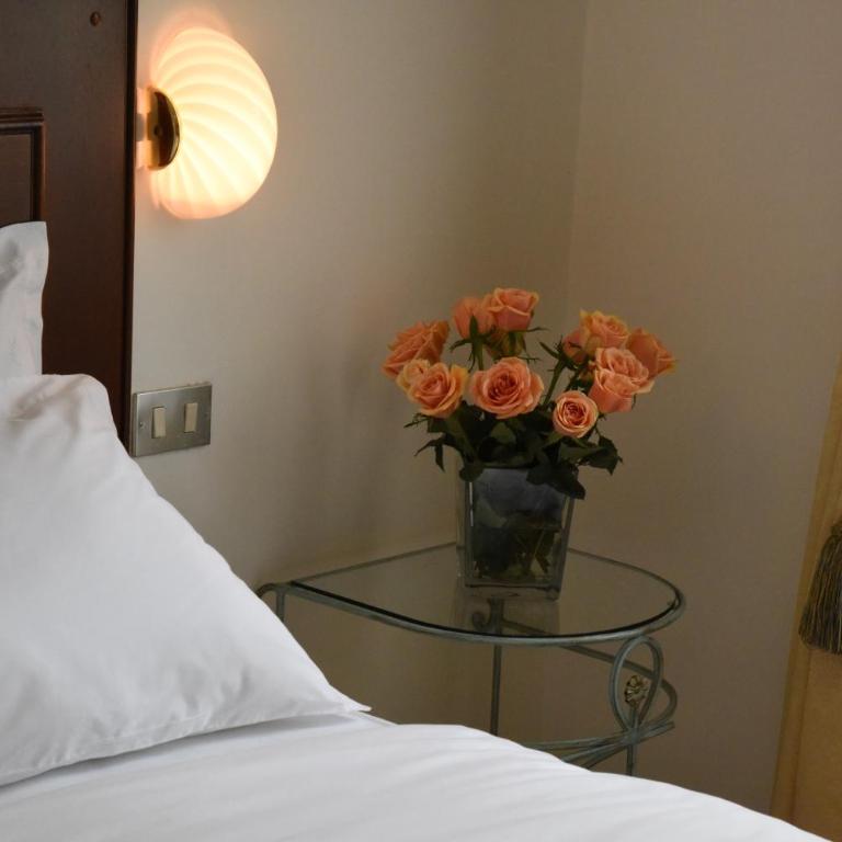Hotel Livio - Camera Matrimoniale - 2