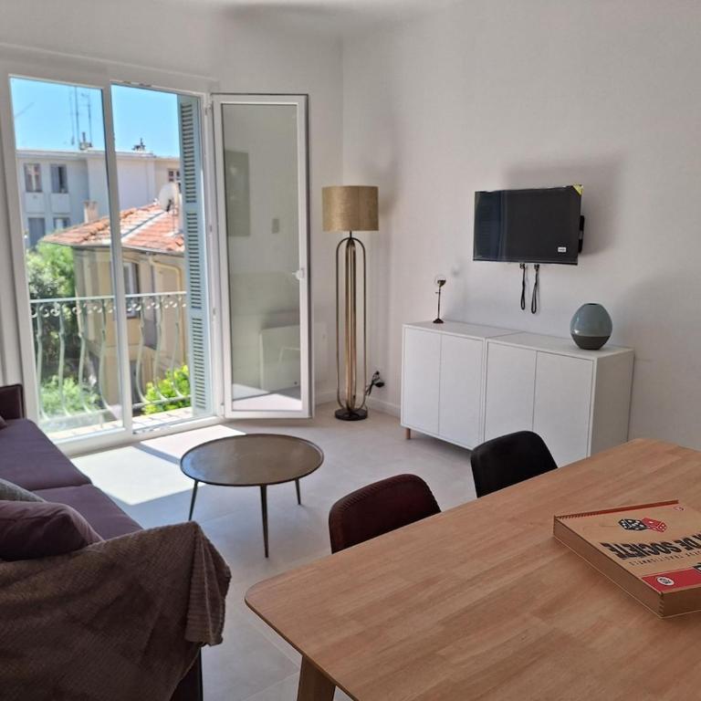 Arty & Chic à Nice - Appartement 3 Chambres - 8
