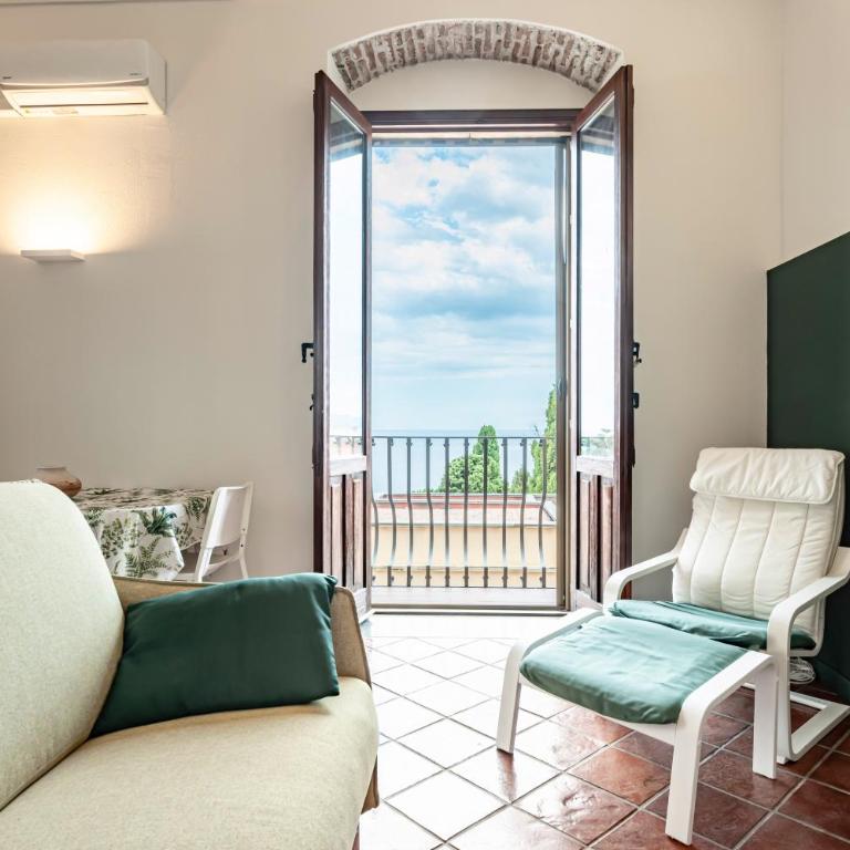 GuestHost - Love and Light in Taormina - One-Bedroom Apartment - 1