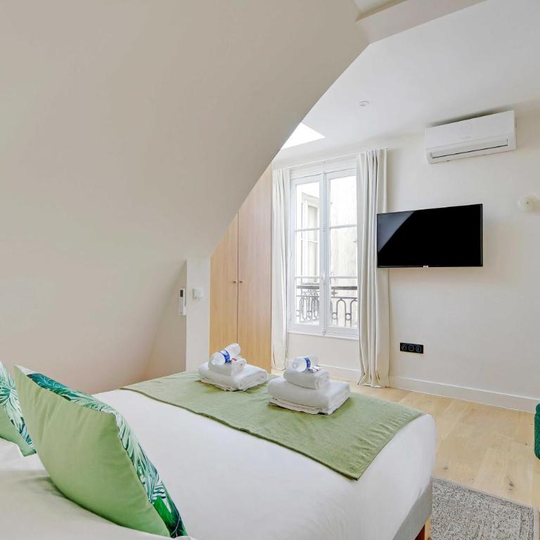 Apt a c 1BR 2P - Saint-Lazare Les Champs Elysée - One-Bedroom Apartment - 9