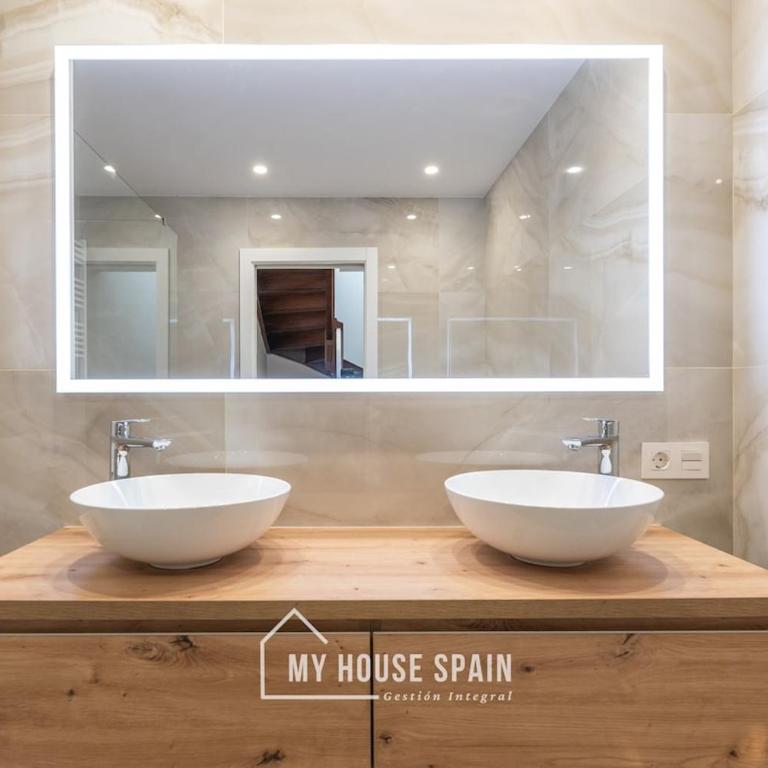 MyHouseSpain - Hermosa casa con jardín en Gijón - Casa de 5 dormitorios - 21