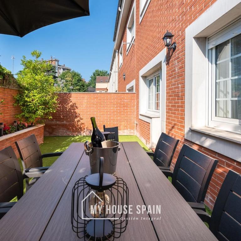 MyHouseSpain - Hermosa casa con jardín en Gijón - Casa de 5 dormitorios - 30