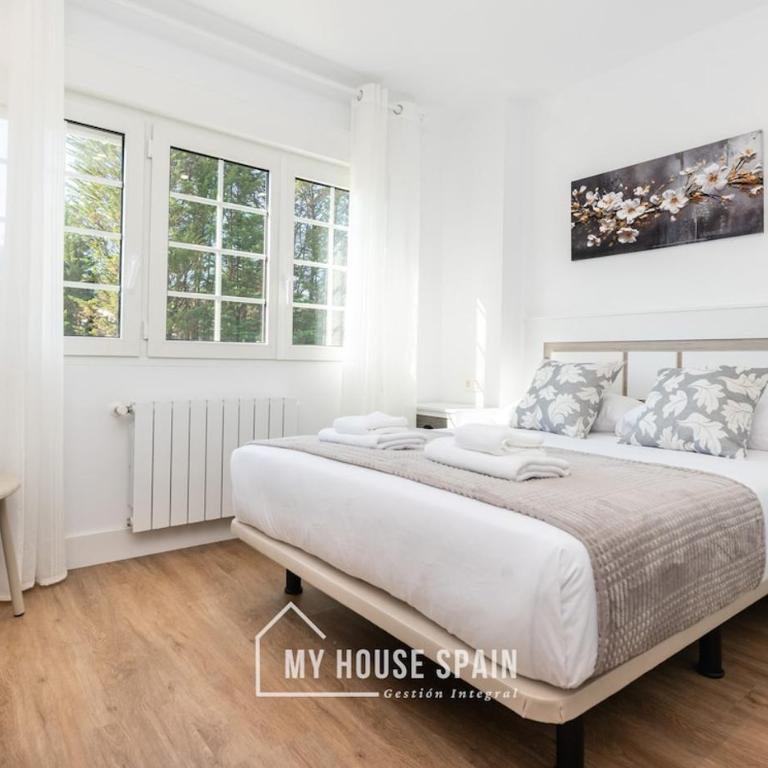 MyHouseSpain - Hermosa casa con jardín en Gijón - Casa de 5 dormitorios - 38