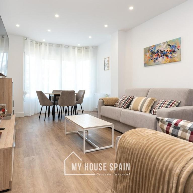 MyHouseSpain - Hermosa casa con jardín en Gijón - Casa de 5 dormitorios - 55