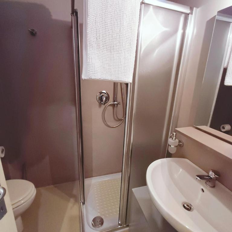 Serena Lake Garda Apartment Pool & Station - Appartamento con 1 Camera da Letto - 22