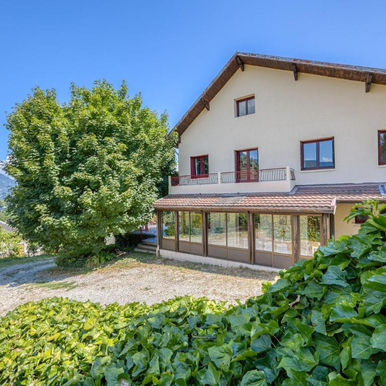 Le Gîte La Pierre Pons - vue montagne - Maison 3 Chambres - 11