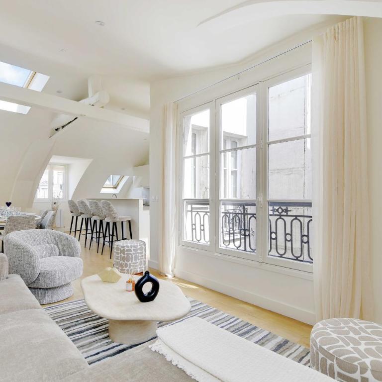 Apt a c 3BR 6P - Saint-Lazare Les Champs Elysée - Three-Bedroom Apartment - 17