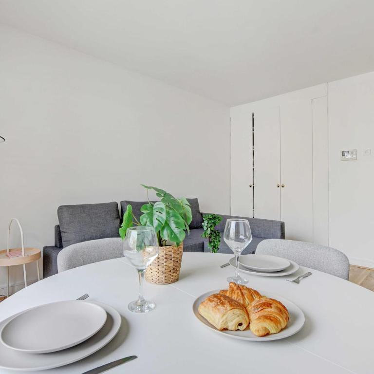 Charming studio - 2P - balcony - Saint Honore - Maison de Vacances - 2