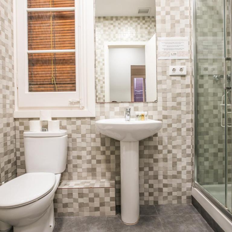 13PAR1004 - Fabulous apartment in the heart of Barcelona - Two-Bedroom Apartment - 12