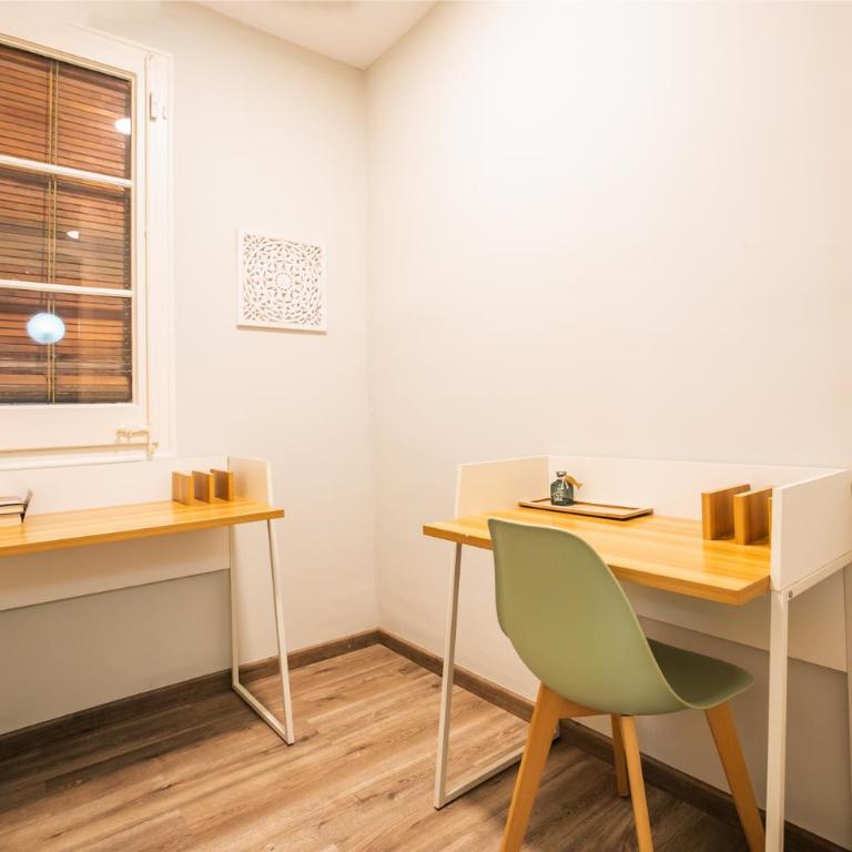 13PAR1004 - Fabulous apartment in the heart of Barcelona - Two-Bedroom Apartment - 19