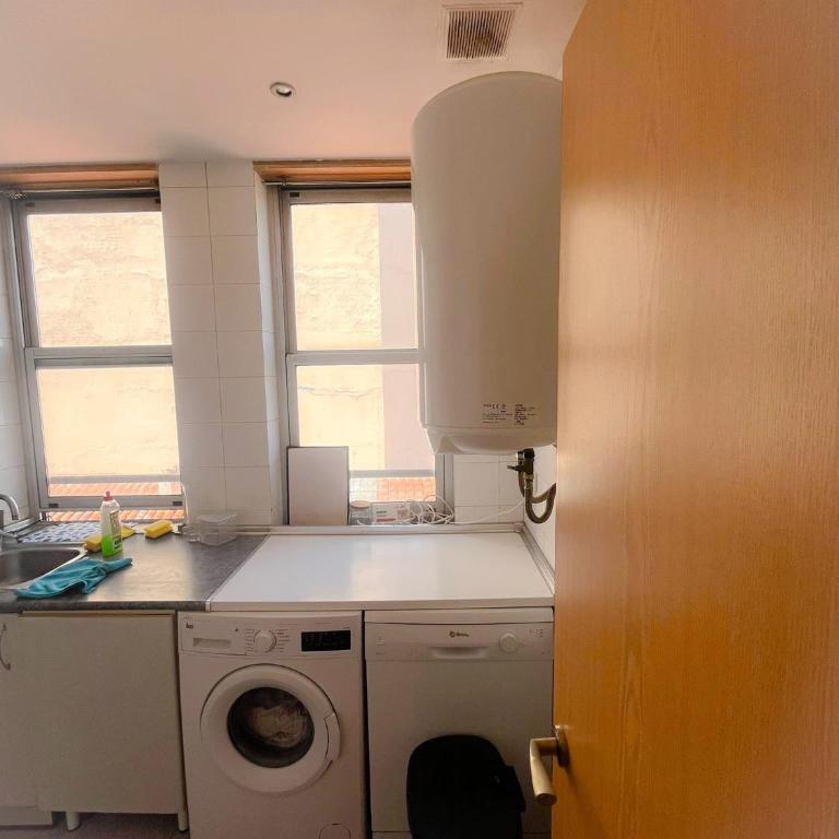 Piso de 3 dormitorios en el centro de Madrid - Apartamento de 3 dormitorios - 2
