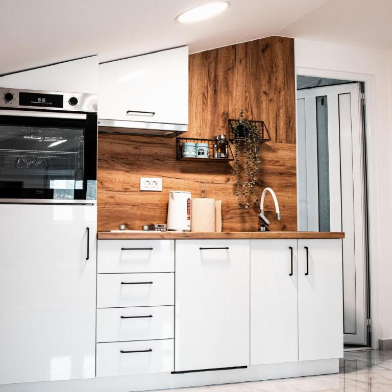 Apartman Emili Kotor-Ljesevici - One-Bedroom Apartment - 8