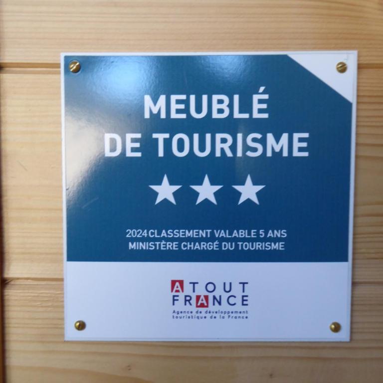 le chalet Cerdan - classé 3 étoiles - 5 personnes - 2 chambres- parking -garage-jardin-WIFI-rénové en 2023 - Chalet 2 Chambres - 40