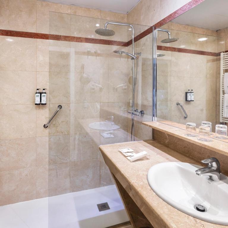 Catalonia Plaza Mayor Salamanca - Habitación Doble Superior - 1 o 2 camas - 5