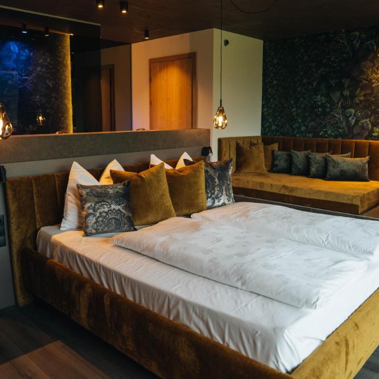 Hotel Wochtla Buam Aktivhotel am Kronplatz mit Sauna - Suite - 4