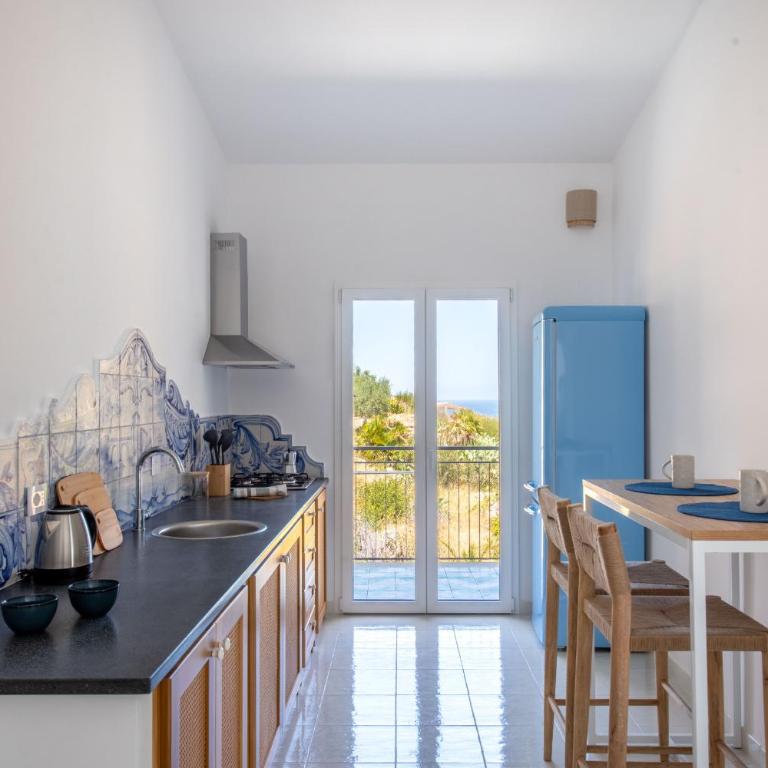 Sea Frame Design Apartments with Pool by Wonderful Italy - Apartment mit 2 Schlafzimmern, Terrasse und Meerblick - 4