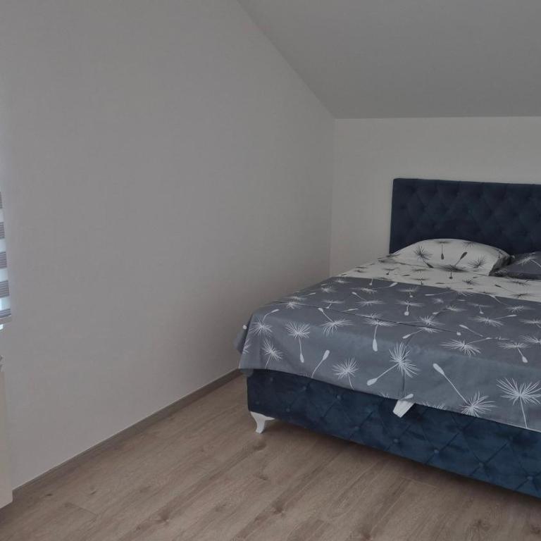 Apartman Čola - Apartman sa 3 Spavaće Sobe - 4