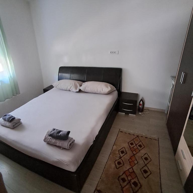 Rayand - One-Bedroom Apartment - 4