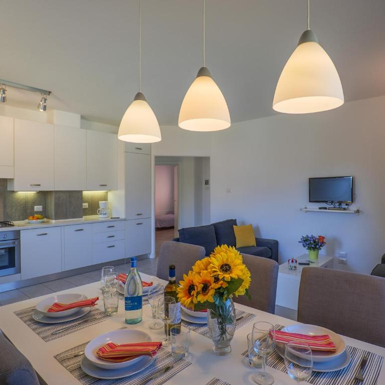 Rose Gialla Pastella Terrassen Ferienwohnung OG - Appartamento con Vista Montagna - 6