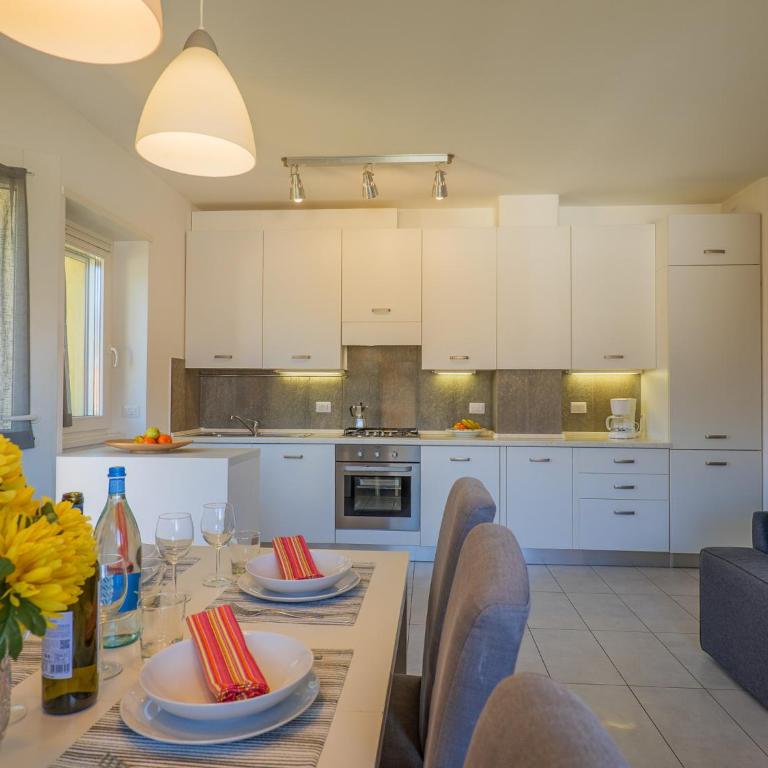 Rose Gialla Pastella Terrassen Ferienwohnung OG - Appartamento con Vista Montagna - 8
