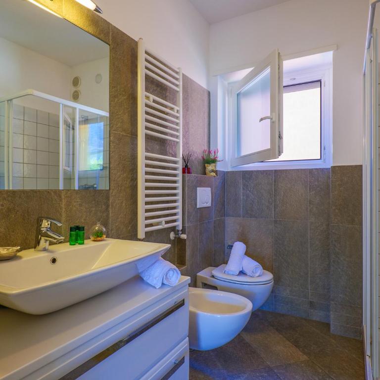 Rose Gialla Pastella Terrassen Ferienwohnung OG - Appartamento con Vista Montagna - 18