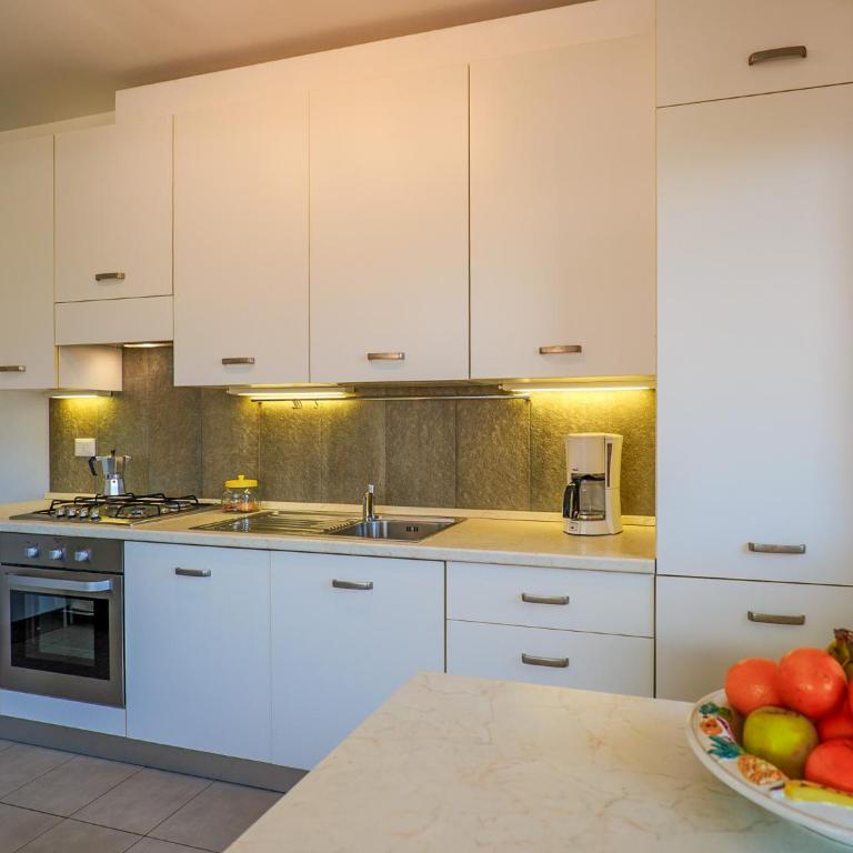 Rose Rossa Roselina Terrassen Ferienwohnung OG - Appartamento con Vista Montagna - 7