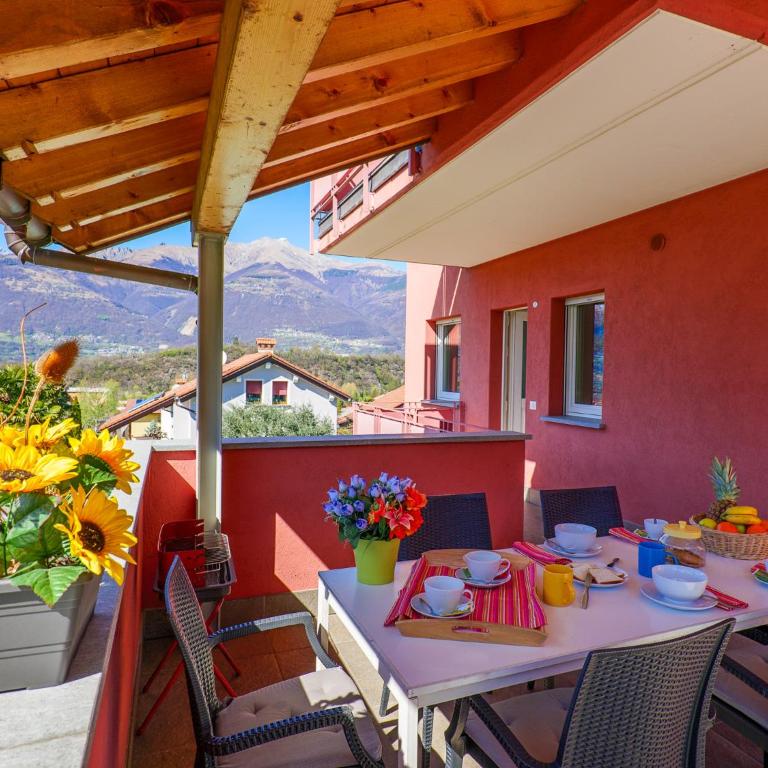 Rose Rossa Roselina Terrassen Ferienwohnung OG - Appartamento con Vista Montagna - 11