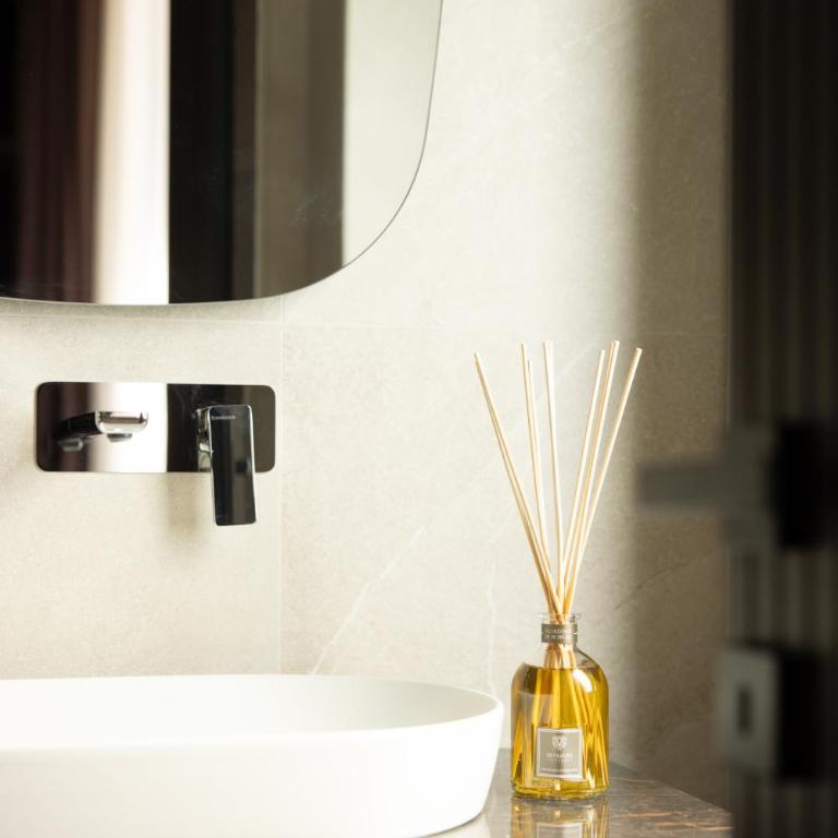 Aramis Deluxe Rooms - Superior Deluxe Double or Twin Room - 22