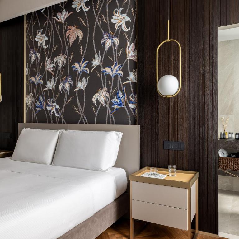 Aramis Deluxe Rooms - Superior Deluxe Double or Twin Room - 6