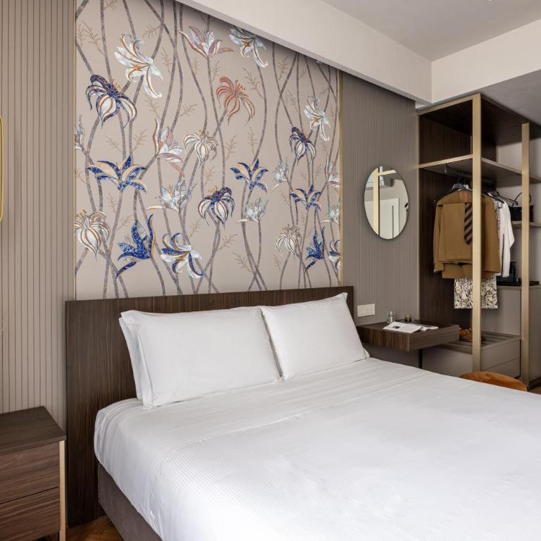 Aramis Deluxe Rooms - Deluxe Double or Twin Room - 8