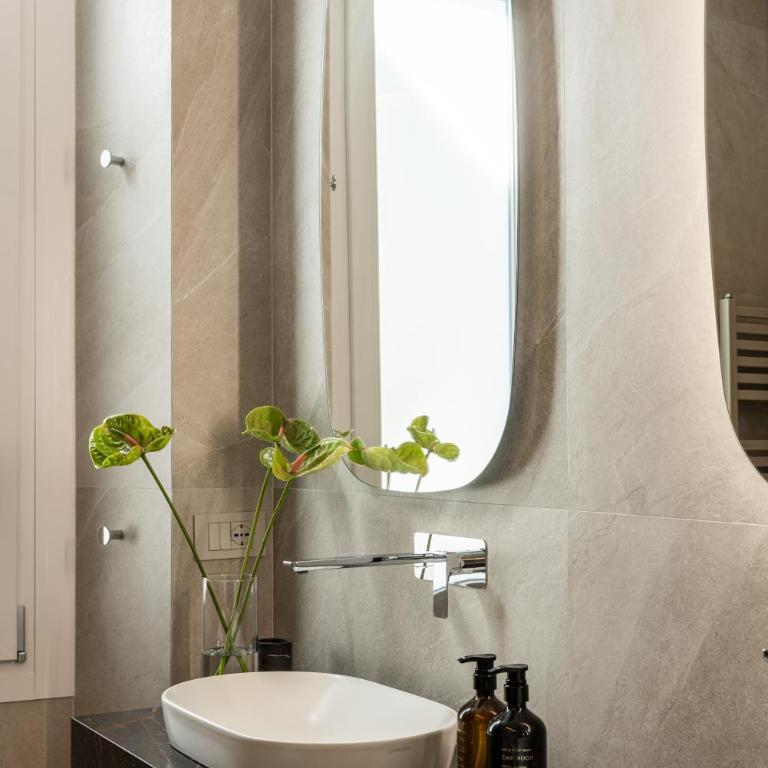Aramis Deluxe Rooms - Superior Deluxe Double or Twin Room - 32