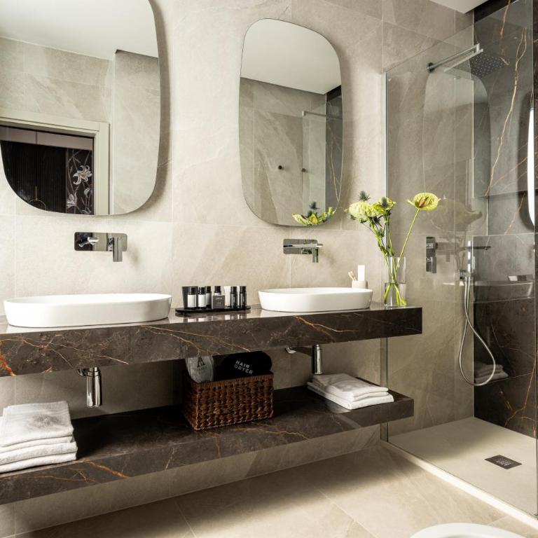 Aramis Deluxe Rooms - Superior Deluxe Double or Twin Room - 43