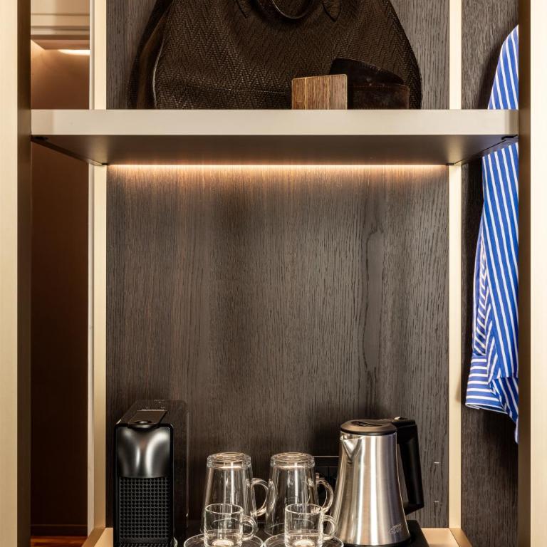 Aramis Deluxe Rooms - Superior Deluxe Double or Twin Room - 39