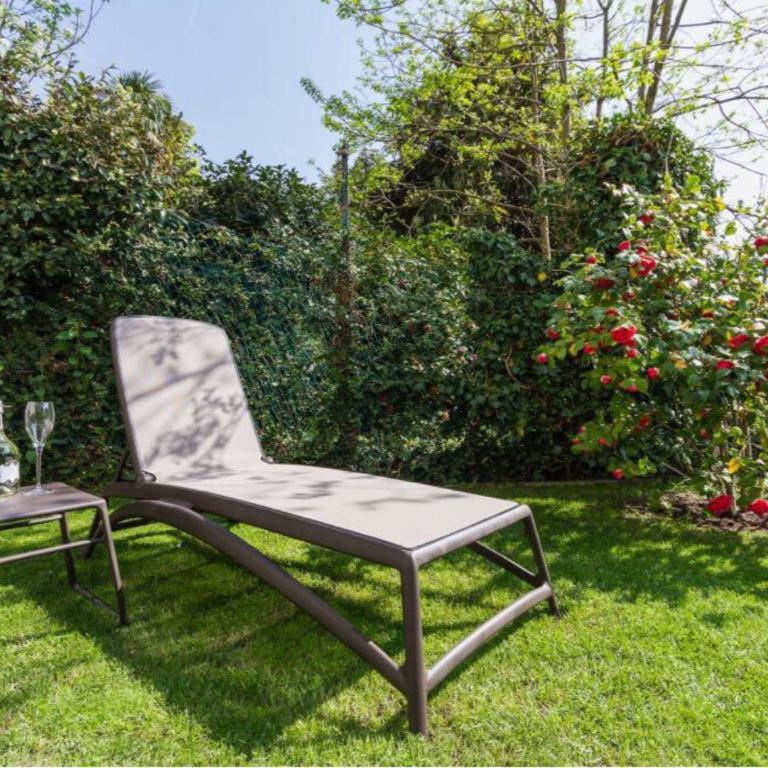 La Villa Como - Double Room with Private Bathroom - 19