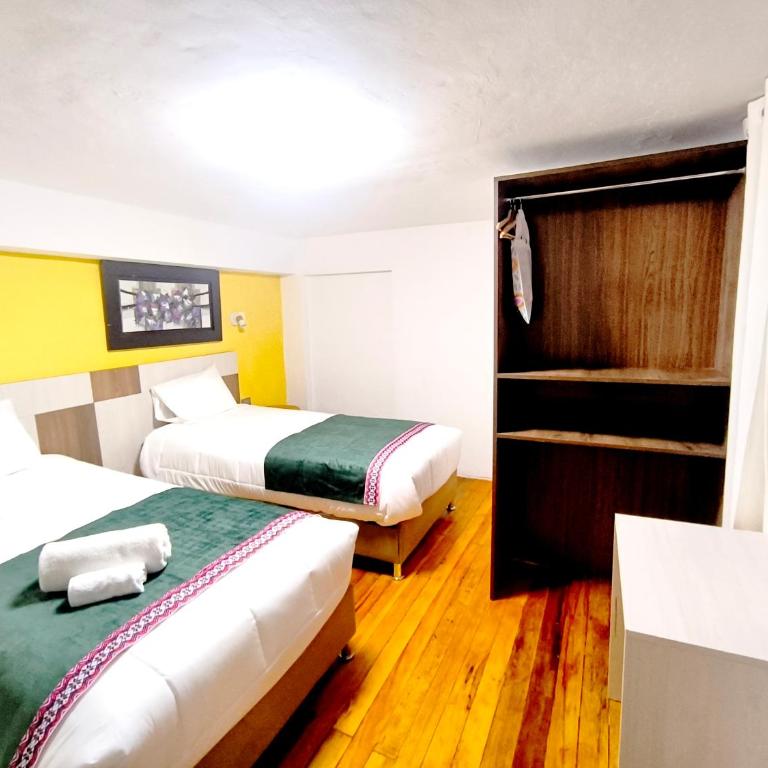 Patrick's Day Home Cusco - Habitación Doble con baño privado externo - 2 camas - 6