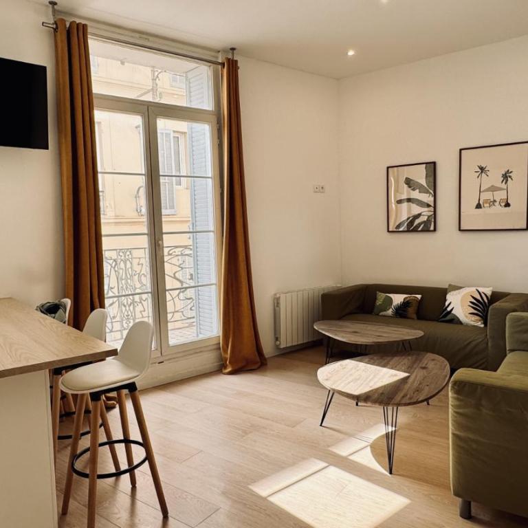 Proche Mayol - 4 chambres - Balcon - Apartamento de 4 dormitorios con balcón - 4