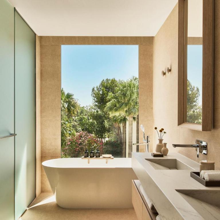 Ikos Andalusia - Suite con vistas al mar - 1 cama grande - 4